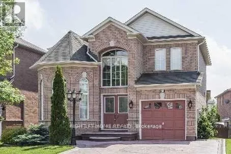 43 LORMEL GATE, Brampton (Fletcher's Meadow), Ontario L7A2K5