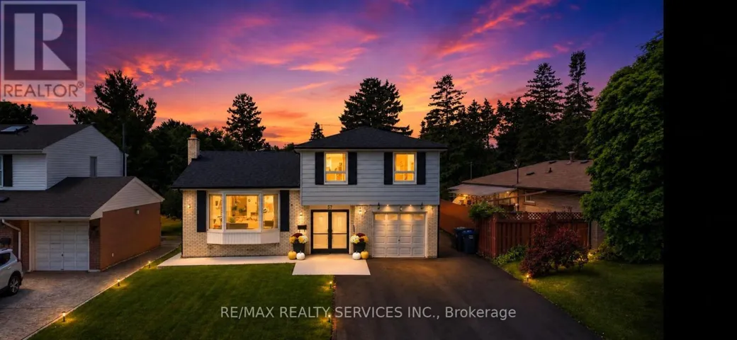 41 BROOKLAND DRIVE, Brampton (Bram West), Ontario L6T2M6