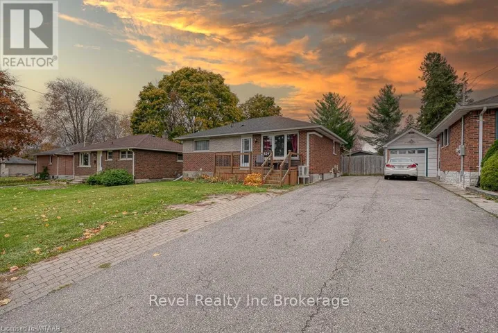 824 DEVONSHIRE AVENUE, Woodstock (Woodstock - North), Ontario N4S5R6