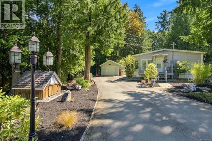 1115 Symons Cres, Qualicum Beach, British Columbia V9K1M8