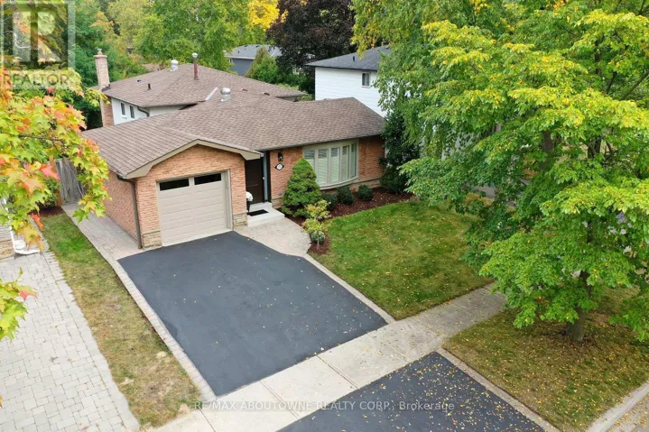 173 ARICHAT ROAD, Oakville (FD Ford), Ontario L6J5N5