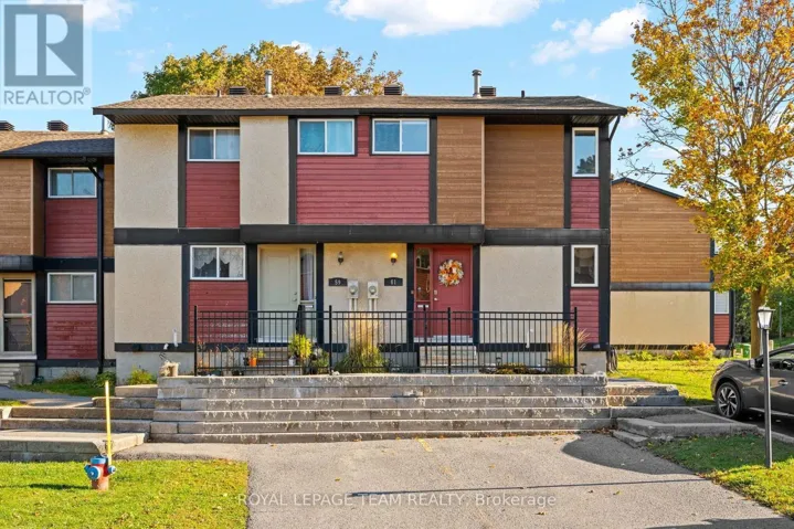 92 - 61 MCCLINTOCK WAY, Ottawa, Ontario K2L2A3