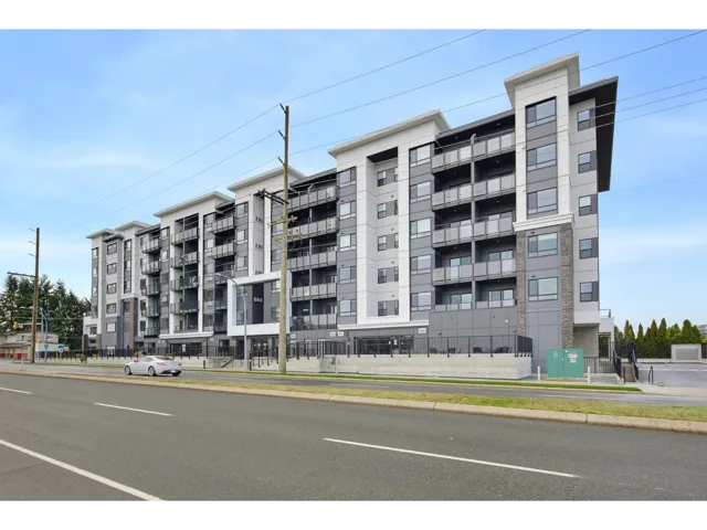 403 8423 CEDAR STREET, Mission, British Columbia V4S1A1