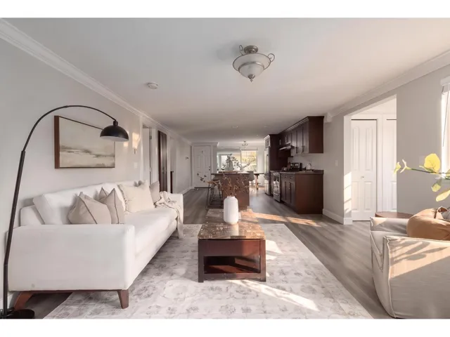 33475 CHERRY AVENUE, Mission, British Columbia V2V2V5