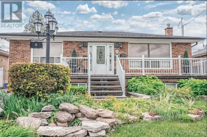 UPPER LEVEL - 8 MCCULLA AVENUE, Brampton (Brampton North), Ontario L6V1L7