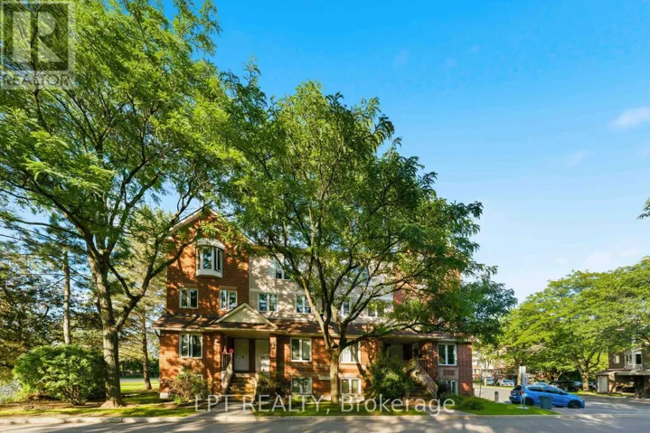 B - 6722 JEANNE D'ARC BOULEVARD N, Ottawa, Ontario K1C6E9