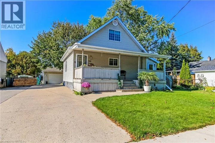 36 ALEXANDER Drive, Brantford, Ontario N3T5C5