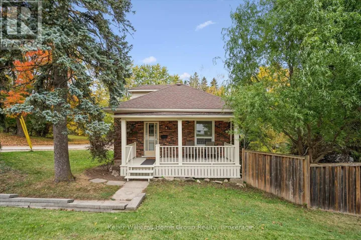 298 CAMERON STREET N, Centre Wellington (Fergus), Ontario N1M2G1