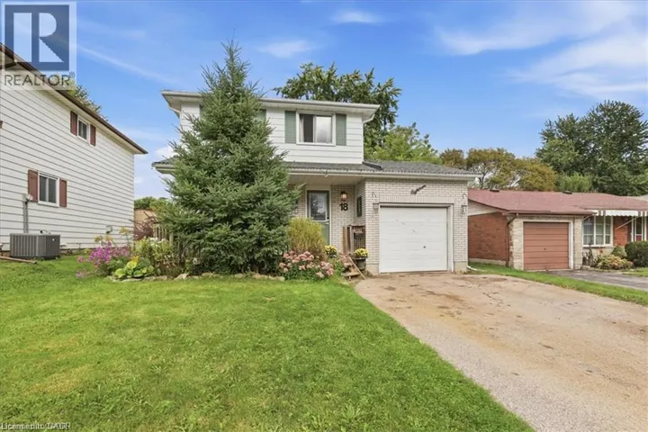 18 FOREST GLEN Court, Kitchener, Ontario N2N1E2