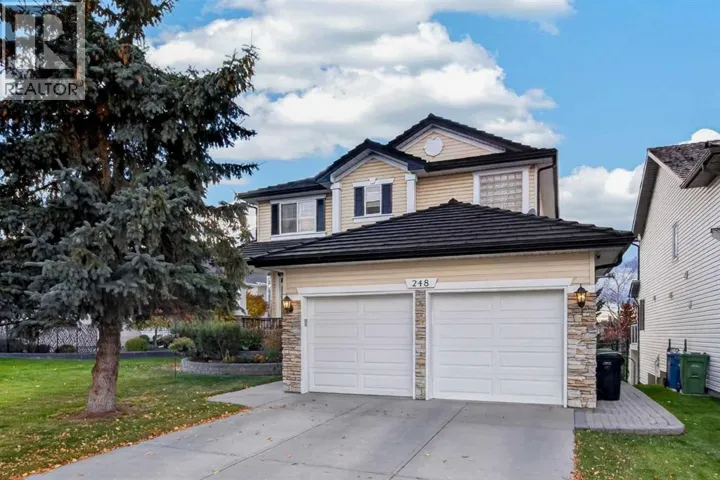 248 Douglas Woods Hill SE, Calgary, Alberta T2Z3B1