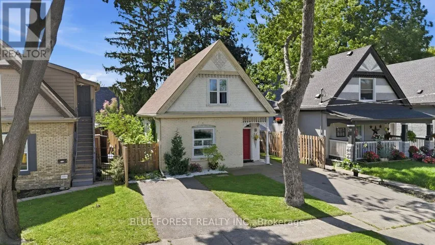 3 MARMORA STREET, London East (East L), Ontario N5Z1Z4