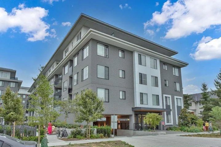 209 15835 85 AVENUE, Surrey, British Columbia V4N6W6