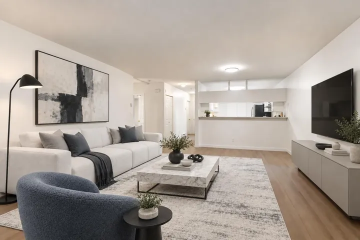 8 13660 84 AVENUE, Surrey, British Columbia V3W0T6