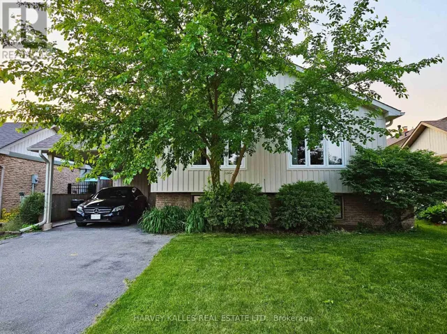 8 PILKINGTON CRESCENT, Whitby (Pringle Creek), Ontario L1N6E9