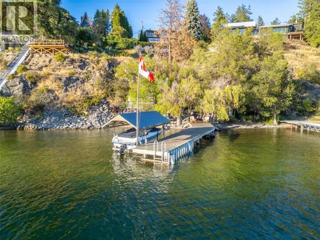 1988 Dewdney Road, Kelowna, British Columbia V1V2C3