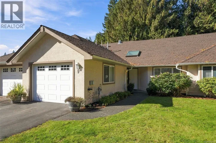 9 850 Arbutus St, Qualicum Beach, British Columbia V9K2M7