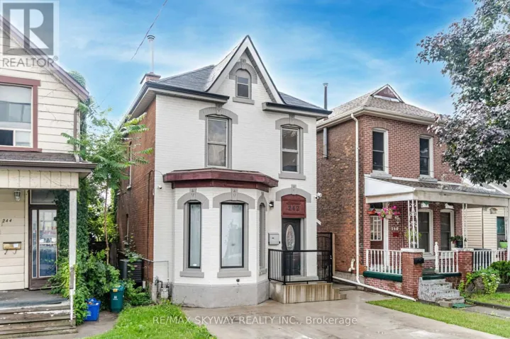 242 EAST AVENUE N, Hamilton (Landsdale), Ontario L8L5J3