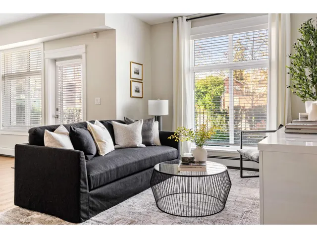 514 11035 RAVINE ROAD, Surrey, British Columbia V3T3X5