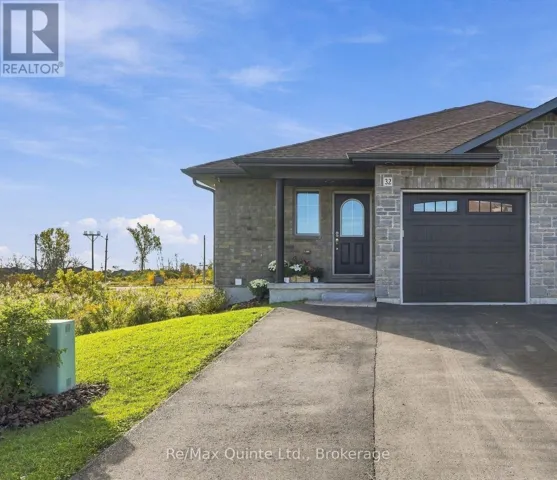 32 CORTLAND CRESCENT, Quinte West (Murray Ward), Ontario K8V0E9