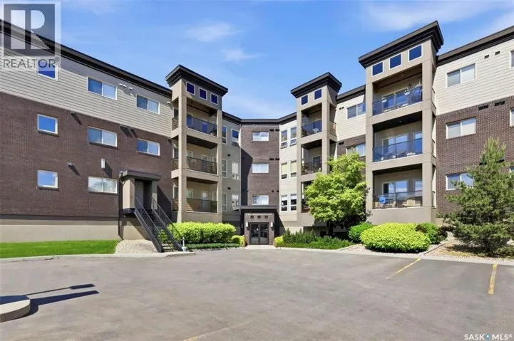 111 115 Willowgrove CRESCENT, Saskatoon, Saskatchewan S7W0N4