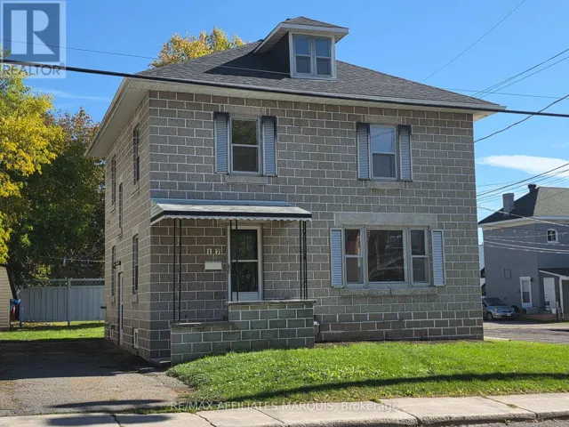 17 MAPLE AVENUE N, Smiths Falls, Ontario K7A1Z7