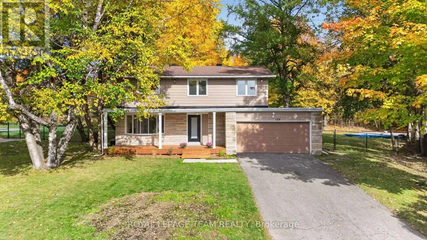 120 GLENNCASTLE DRIVE, Ottawa, Ontario K0A1L0