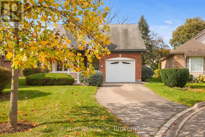 4 ASHCROFT COURT, Guelph (Village By The Arboretum), Ontario N1G4X7