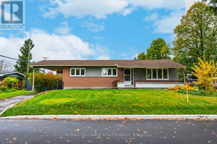 926 ELSETT DRIVE, Ottawa, Ontario K1G2S9