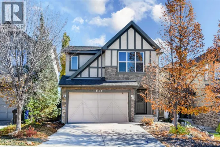 1536 93 Street SW, Calgary, Alberta T3H0G8