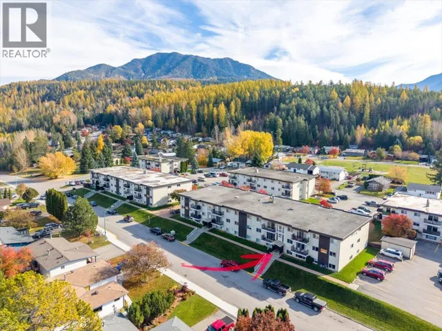 30 RIDGEMONT Avenue Unit# 204, Fernie, British Columbia V0B1M0