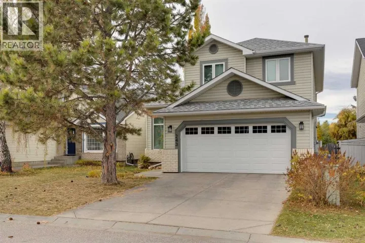 243 Sierra Morena Close SW, Calgary, Alberta T3H3G3