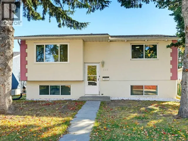 215 Rundlecairn Road NE, Calgary, Alberta T1Y2X8