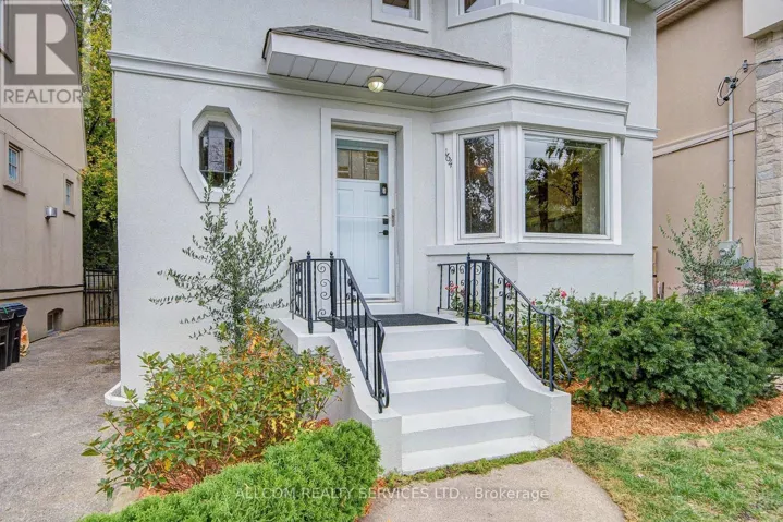 164 GLENVALE BOULEVARD, Toronto (Leaside), Ontario M4G2W3