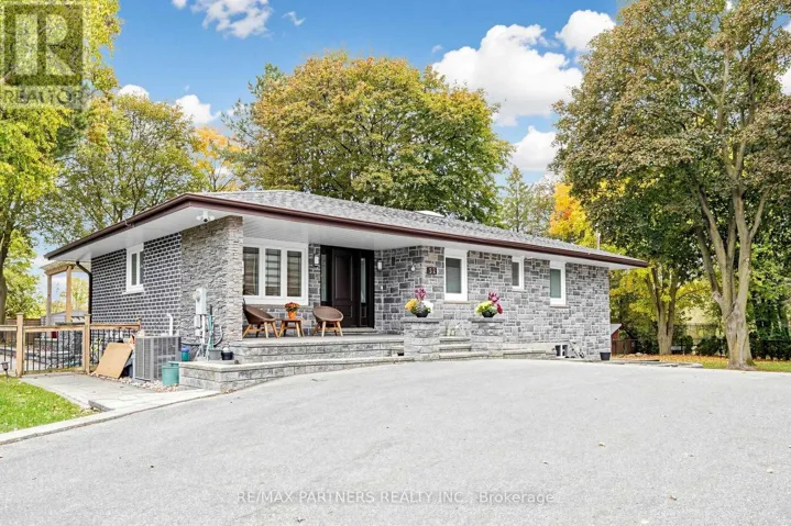 52 BERKELEY COURT, Markham (Unionville), Ontario L3R6L9