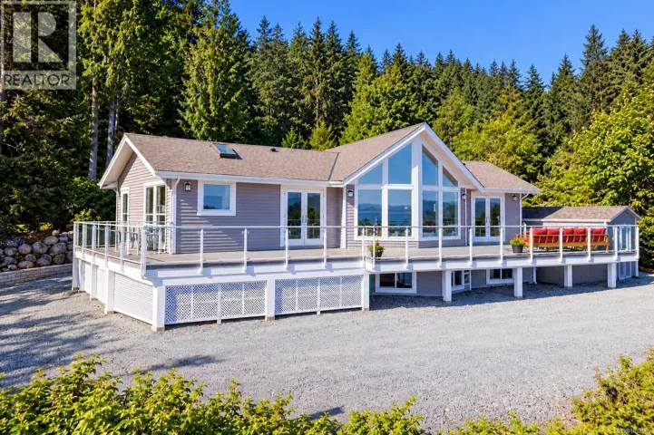 8475 Lisa Lane, Lantzville, British Columbia V0R2H0