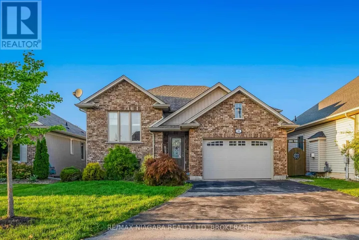 22 HENLEY COURT, Welland (Dain City), Ontario L3B6E8