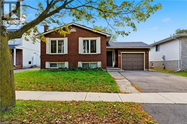 82 BEAVER Crescent, Brantford, Ontario N3P1H8