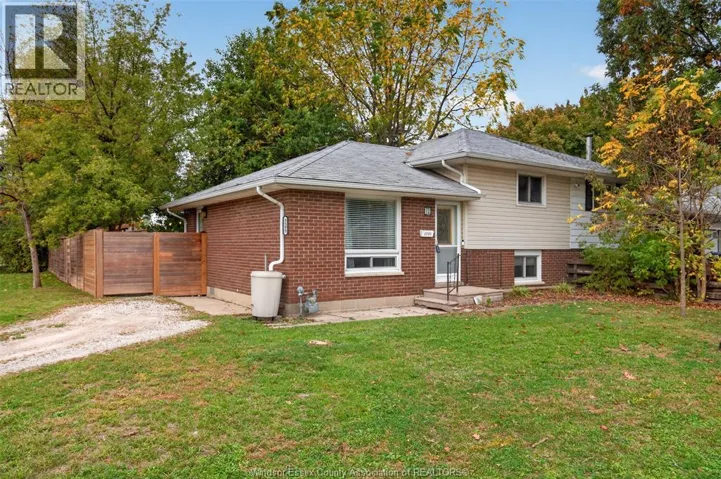 3595 Byng, Windsor, Ontario N8W3H7