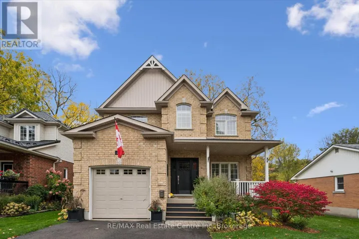 240 PRINCE'S STREET, Centre Wellington (Fergus), Ontario N1M1X9