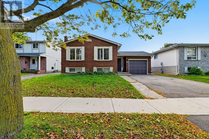 82 BEAVER CRESCENT, Brantford, Ontario N3P1H8