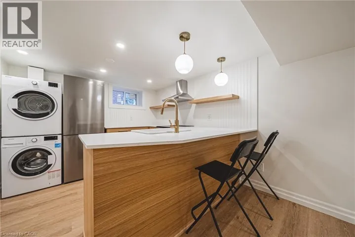 113 ERIN Avenue Unit# Lower, Hamilton, Ontario L8K4W1