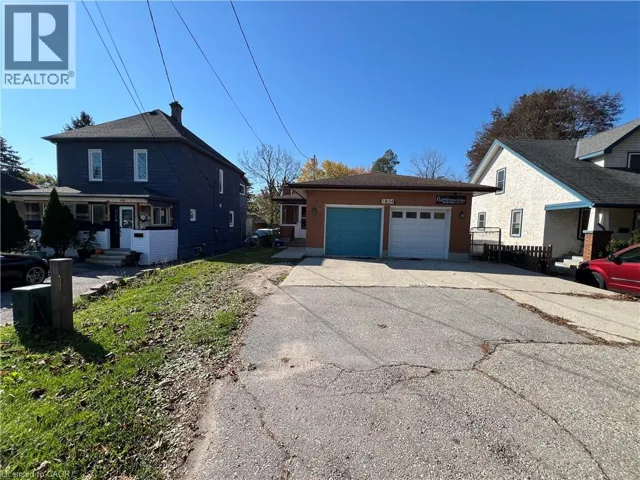 1834 CORONATION Boulevard, Cambridge, Ontario N3H3R9