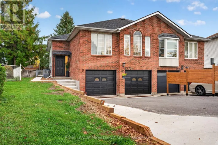1371 BRACKENWOOD CRESCENT, Kingston (City Northwest), Ontario K7P2W4
