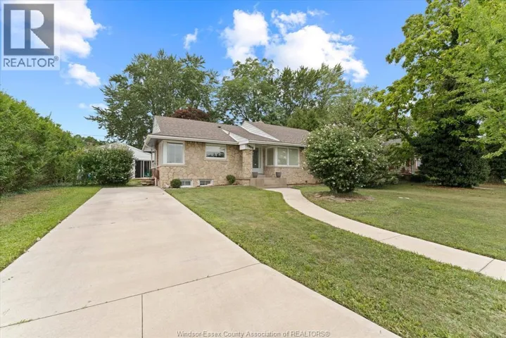 1965 OLIVE ROAD, Windsor, Ontario N8T1R4