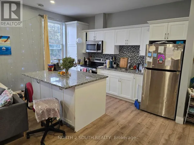 2 - 140 MURRAY STREET, Brantford, Ontario N3S3N5