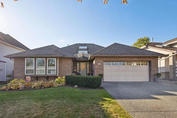4487 222A STREET, Langley, British Columbia V2Z1B2