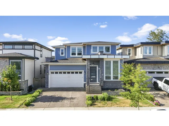 16692 18 AVENUE, Surrey, British Columbia V3Z9X5