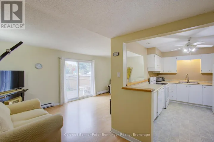 Living Room & Kitchen