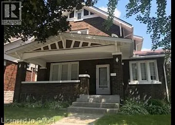 36 WELLINGTON Street N, Kitchener, Ontario N2H5J4