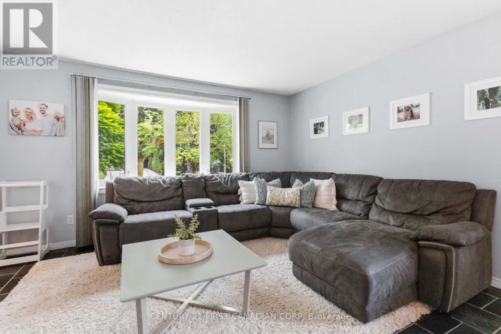 436 FERNDALE AVENUE, London South (South P), Ontario N6C2Z1